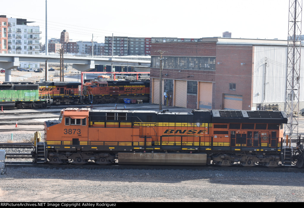 BNSF 3873